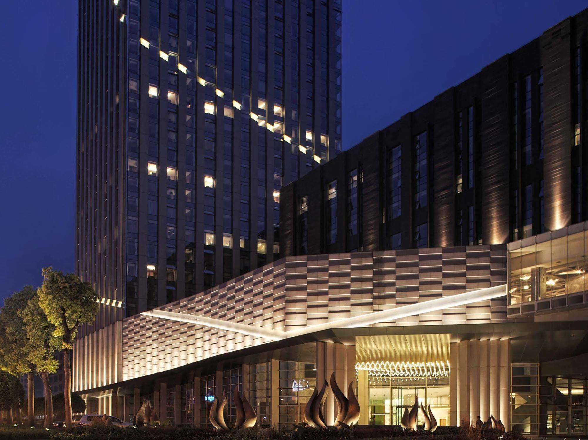 Chongqing The Lotus Hotel Екстериор снимка