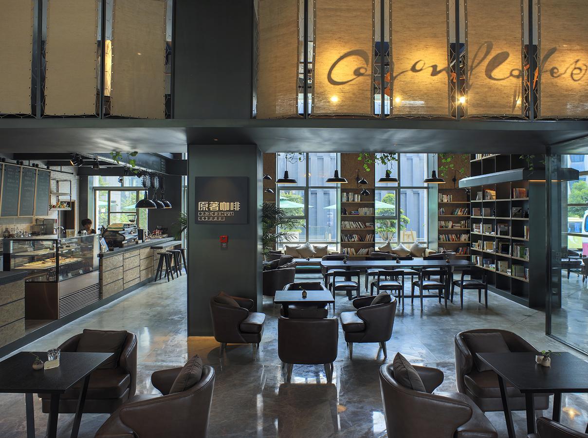 Chongqing The Lotus Hotel Екстериор снимка