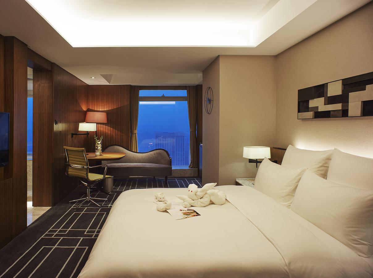 Chongqing The Lotus Hotel Екстериор снимка