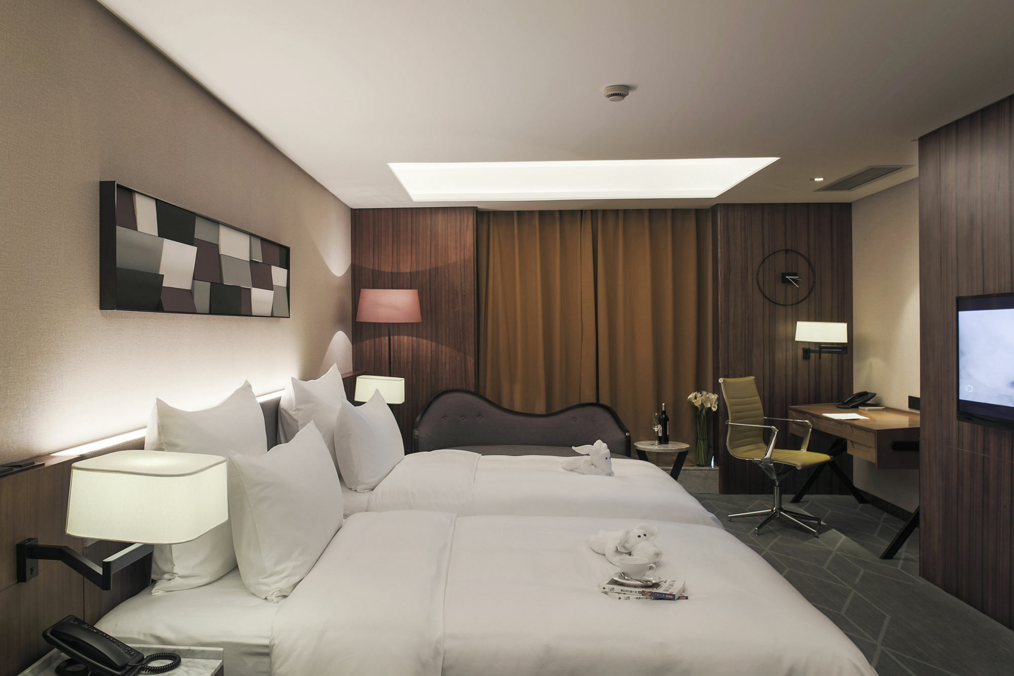 Chongqing The Lotus Hotel Екстериор снимка