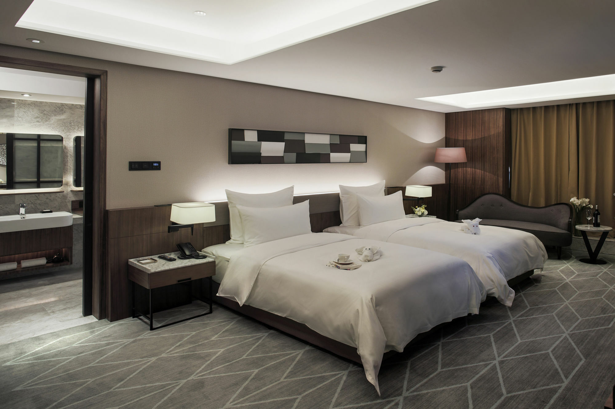 Chongqing The Lotus Hotel Екстериор снимка