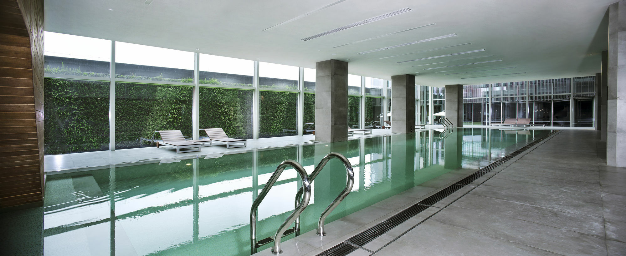 Chongqing The Lotus Hotel Екстериор снимка